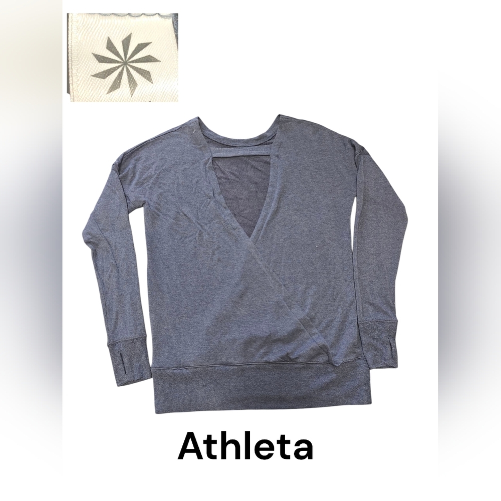 Athleta Women's V-Neck Pullover Size M